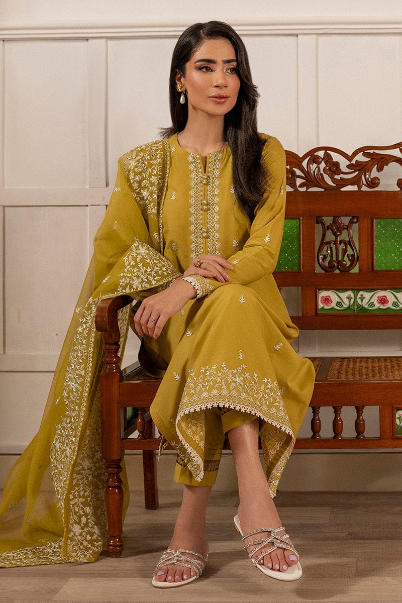 CROSS STITCH EMBROIDED LAWN 3PC