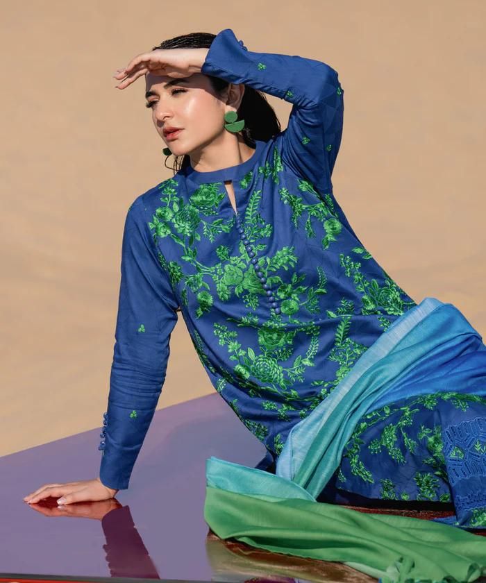 SAPPHIRE EMBROIDED LAWN 3PC
