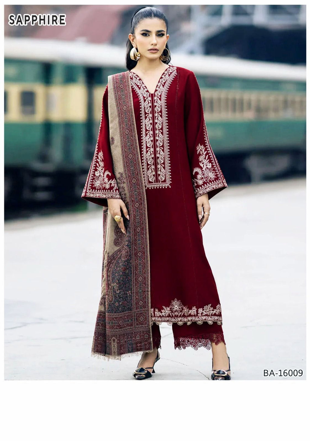 SAPPHIRE EMBROIDED LAWN 2PC