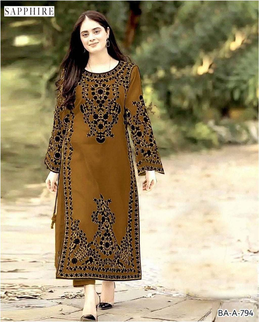 SAPPHIRE EMBROIDED LAWN 2PC